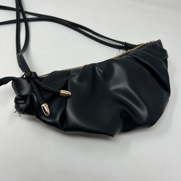 NEW! Beya Vegan Leather Twisted Baguette Bag Zip Top Adjustable - Picture 2 of 5